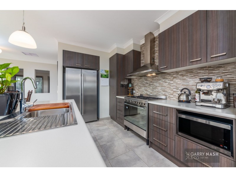 30 Silver Wattle Drive, Wangaratta VIC 3677