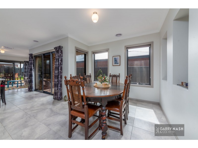 30 Silver Wattle Drive, Wangaratta VIC 3677