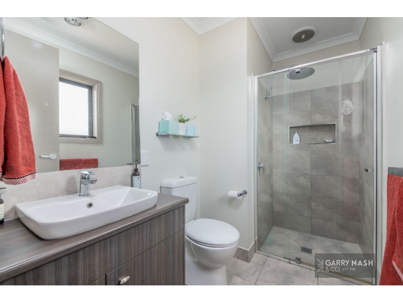 30 Silver Wattle Drive, Wangaratta VIC 3677