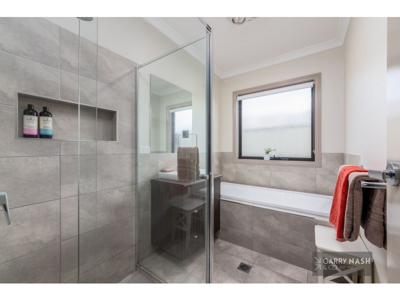 30 Silver Wattle Drive, Wangaratta VIC 3677