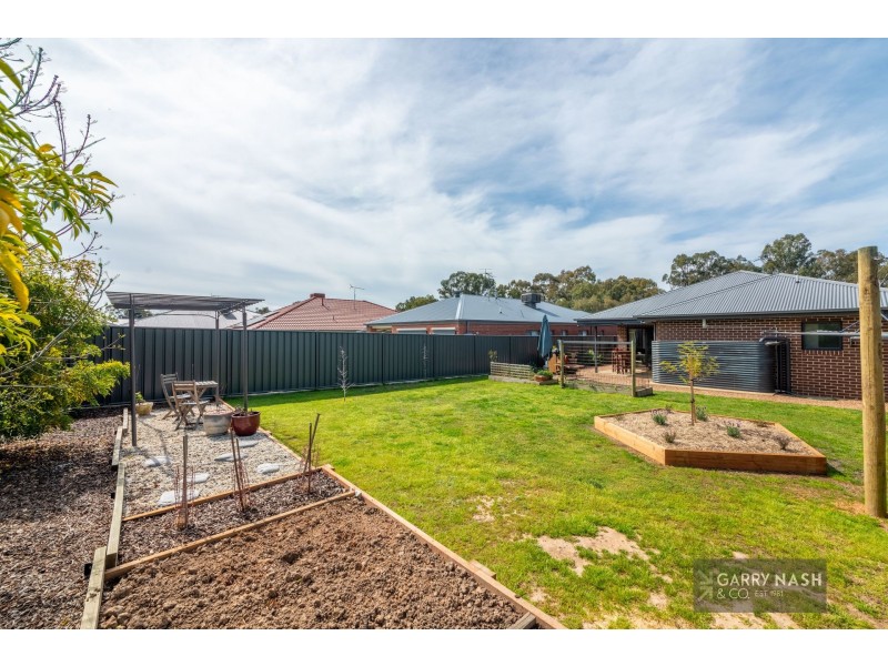 30 Silver Wattle Drive, Wangaratta VIC 3677