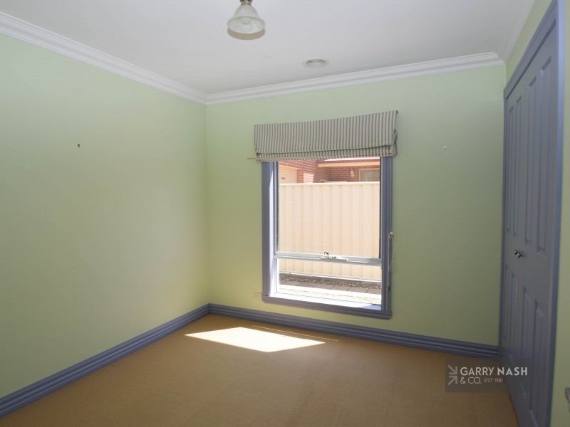 33 Collyndale Drive, Wangaratta VIC 3677