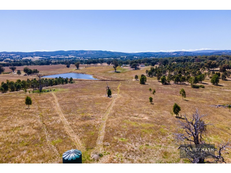 1661 Beechworth-Wangaratta Road, Everton Upper VIC 3678