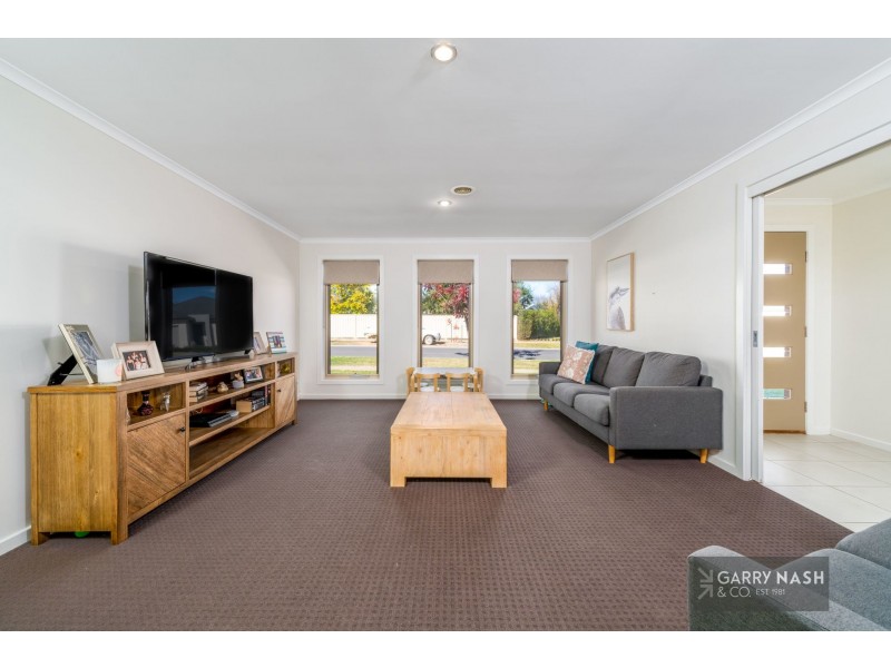 24 Thomas Wedge Drive, Wangaratta VIC 3677