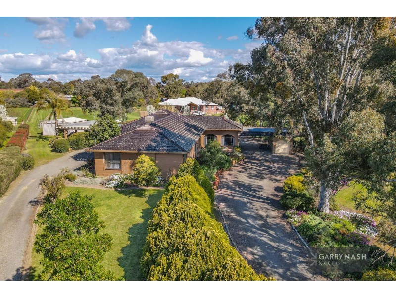 40 Usshers Drive, Waldara VIC 3678