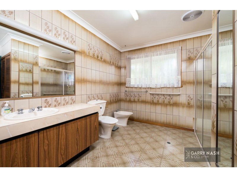 40 Usshers Drive, Waldara VIC 3678