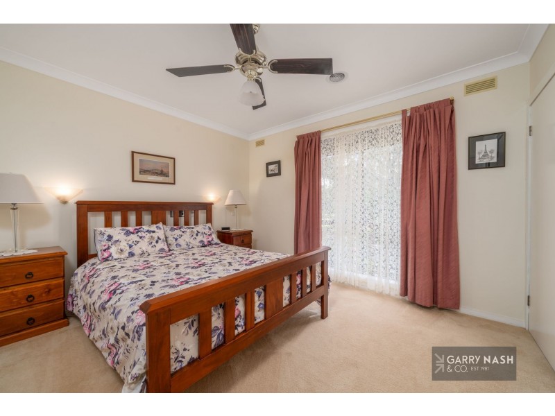 40 Usshers Drive, Waldara VIC 3678