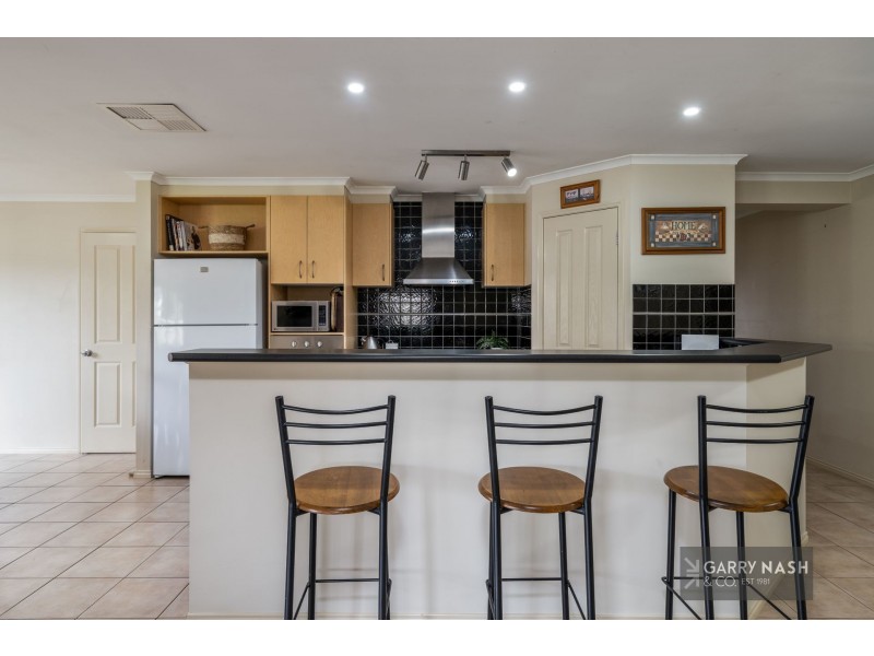8 Swinburne Drive, Wangaratta VIC 3677
