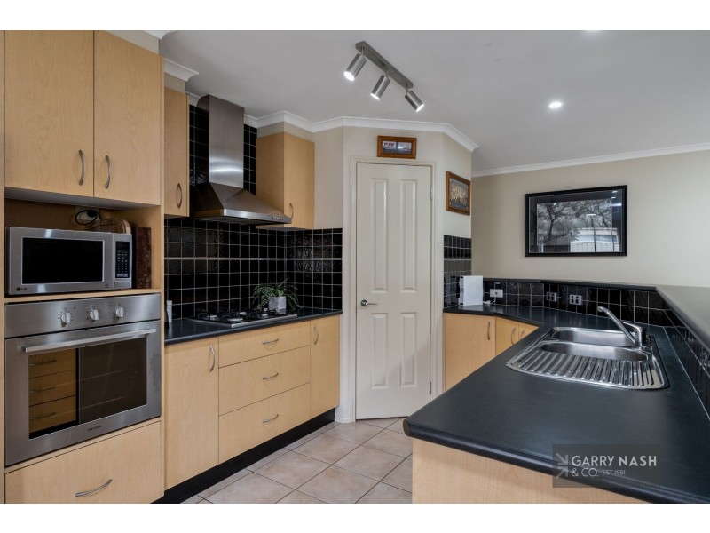 8 Swinburne Drive, Wangaratta VIC 3677