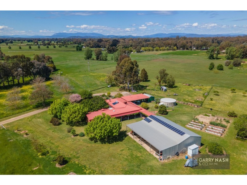 1236 Great Alpine Road, Tarrawingee VIC 3678