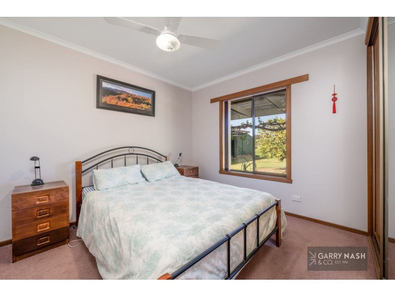 1236 Great Alpine Road, Tarrawingee VIC 3678