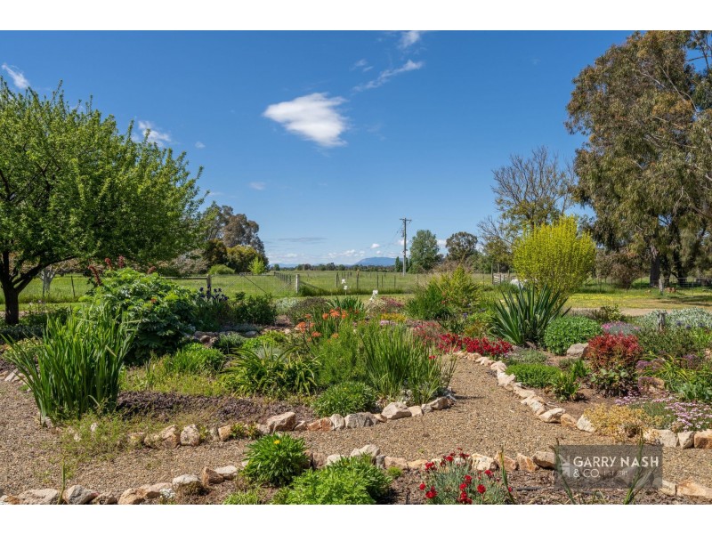 1236 Great Alpine Road, Tarrawingee VIC 3678
