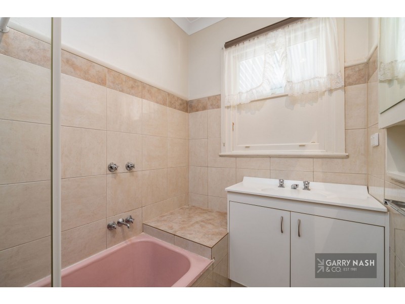 12 Lamont Street, Wangaratta VIC 3677