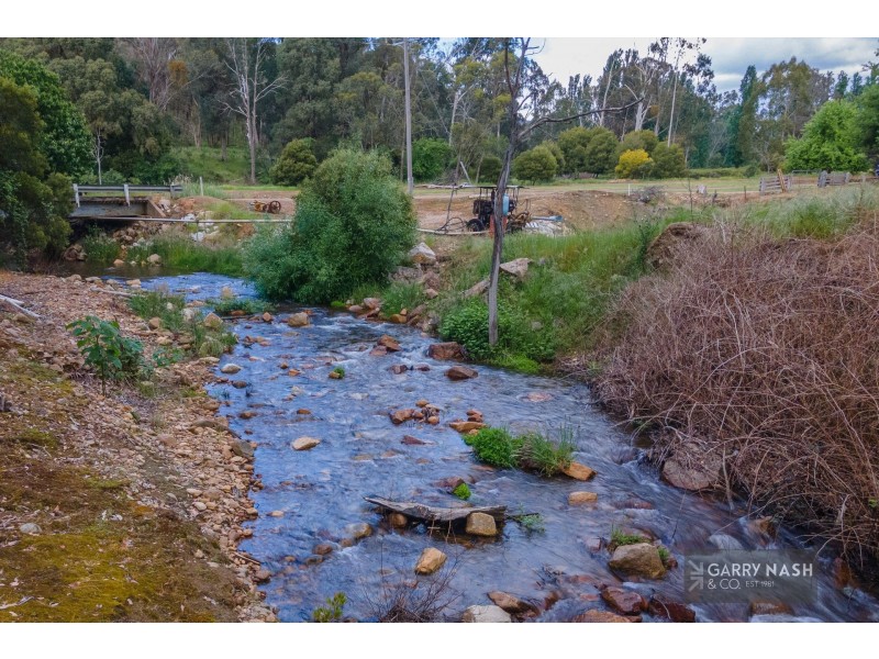480 Middle Creek Road, Upper Ryans Creek VIC 3673