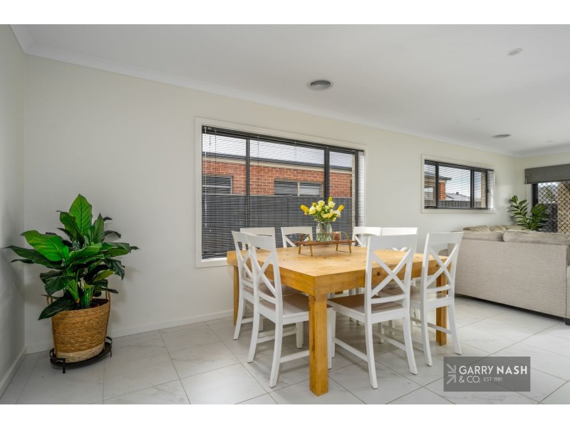 9 Sarakos Circuit, Wangaratta VIC 3677