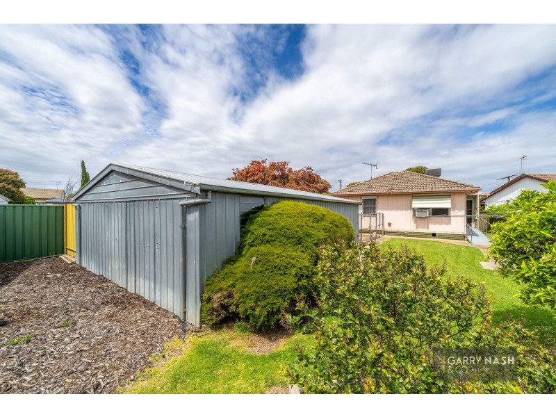 6 Hallett Crescent, Wangaratta VIC 3677