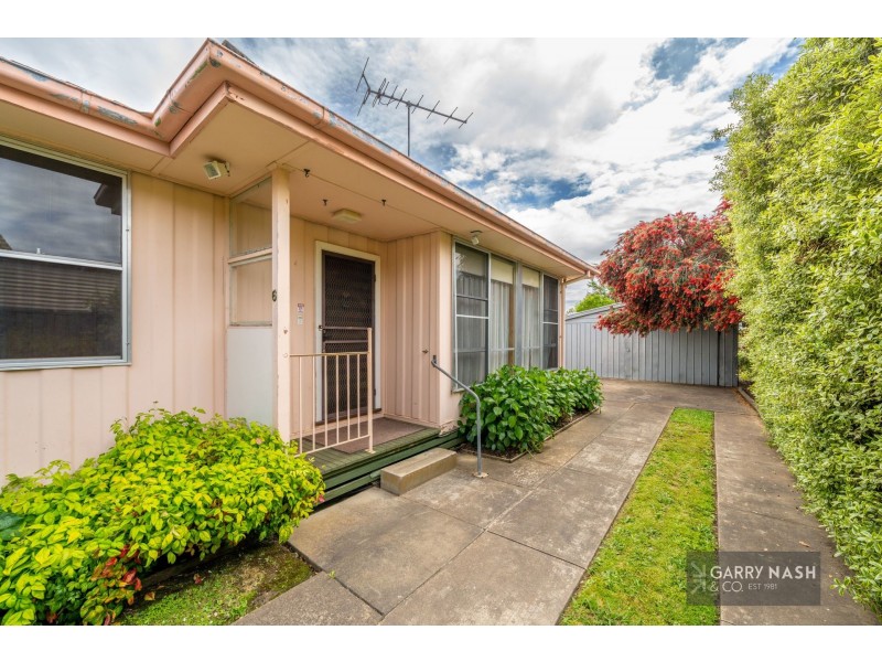 6 Hallett Crescent, Wangaratta VIC 3677