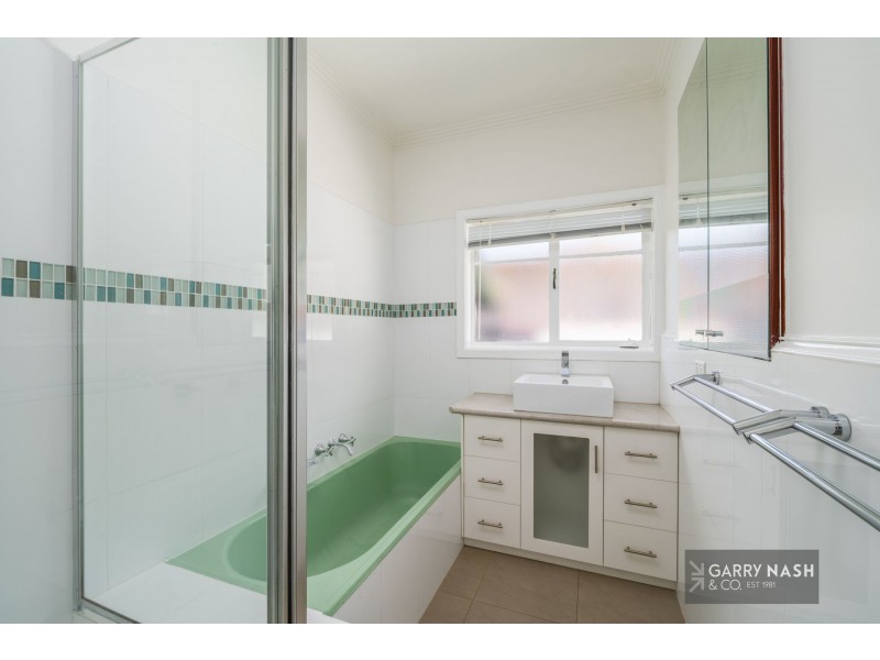 14 Valdoris Avenue, Wangaratta VIC 3677