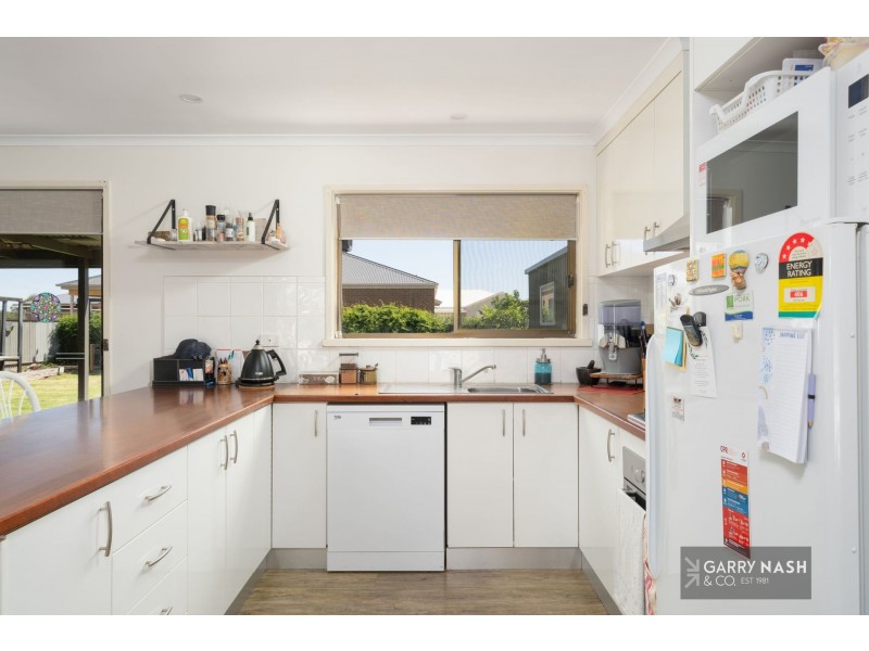 18 Russell Avenue, Wangaratta VIC 3677