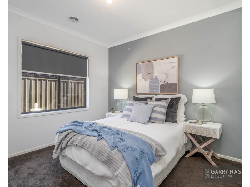 30 Currawong Drive, Wangaratta VIC 3677