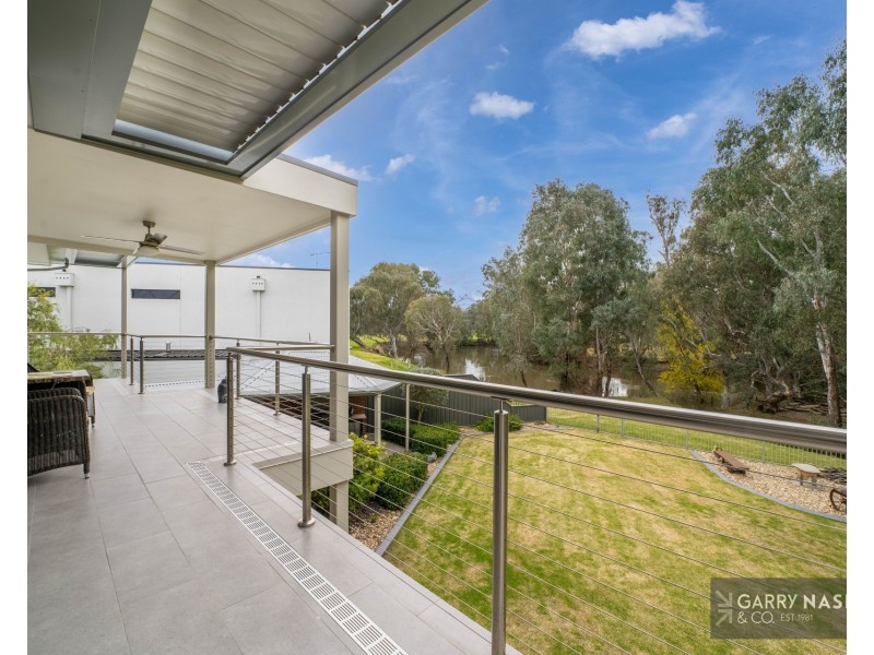 50 Cambridge Drive, Wangaratta VIC 3677