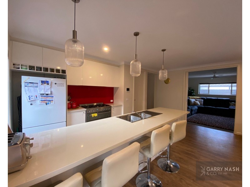 7 Sarakos Circuit, Wangaratta VIC 3677