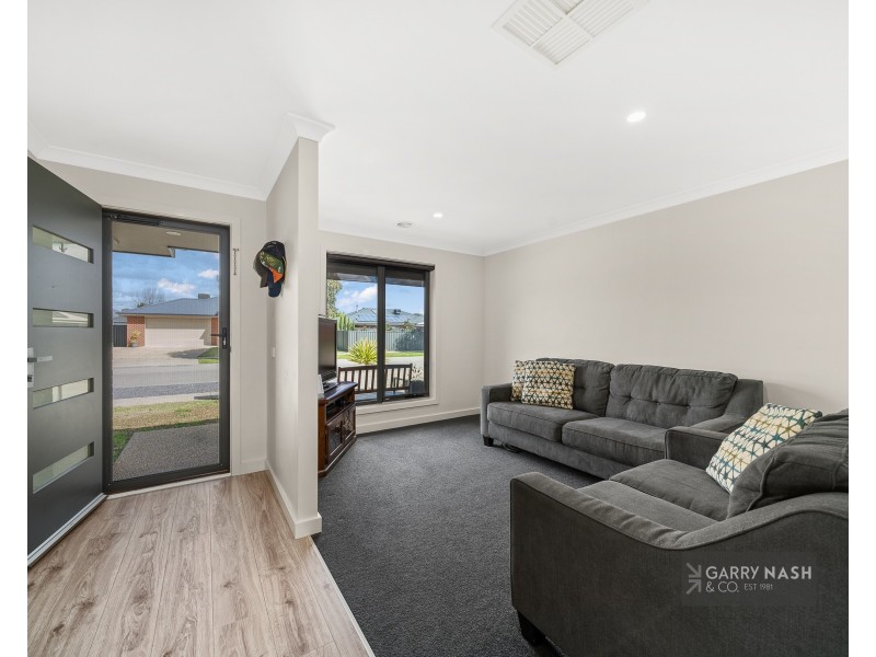 3 Currawong Drive, Wangaratta VIC 3677