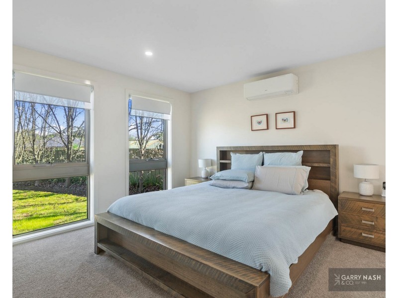 73 Ely Street, Oxley VIC 3678