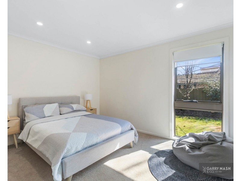 73 Ely Street, Oxley VIC 3678