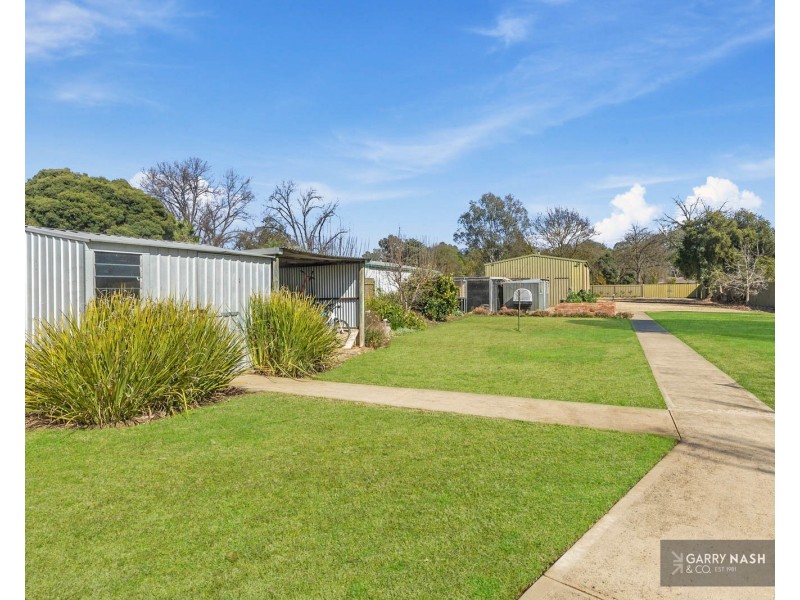 73 Ely Street, Oxley VIC 3678