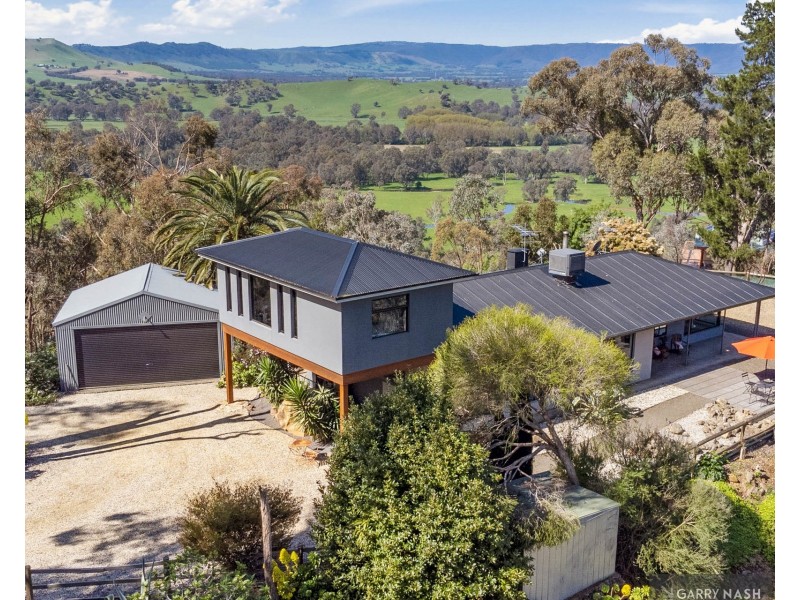 195 Yarrabee Road, Markwood VIC 3678