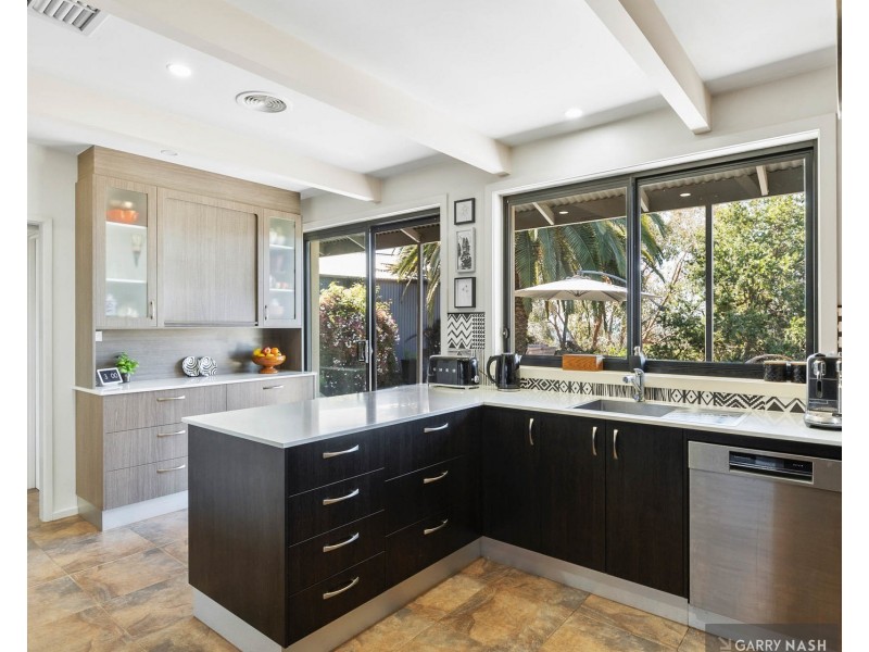 195 Yarrabee Road, Markwood VIC 3678