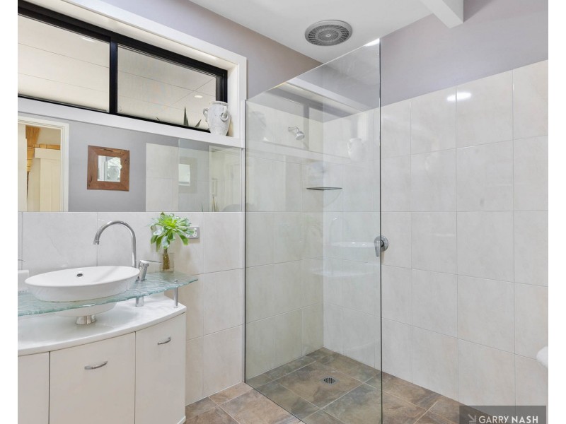 195 Yarrabee Road, Markwood VIC 3678