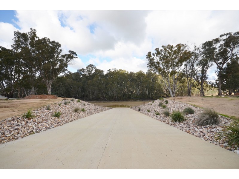 96 Old Barmah Road, Moama NSW 2731