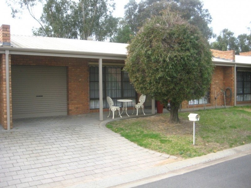 6 Allan Court, Moama NSW 2731