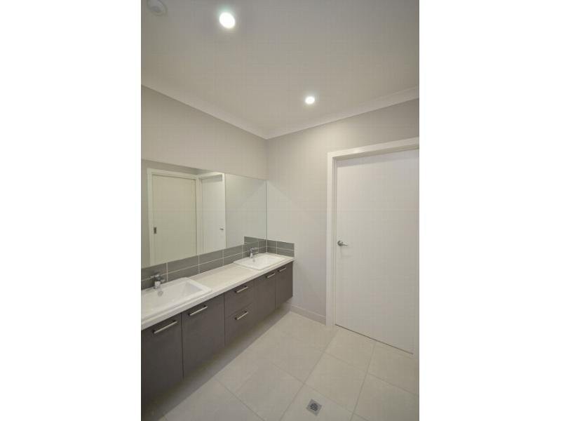 7 Simms Street, Moama NSW 2731