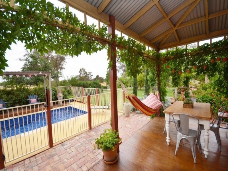 2370 Moira Street, Womboota NSW 2731