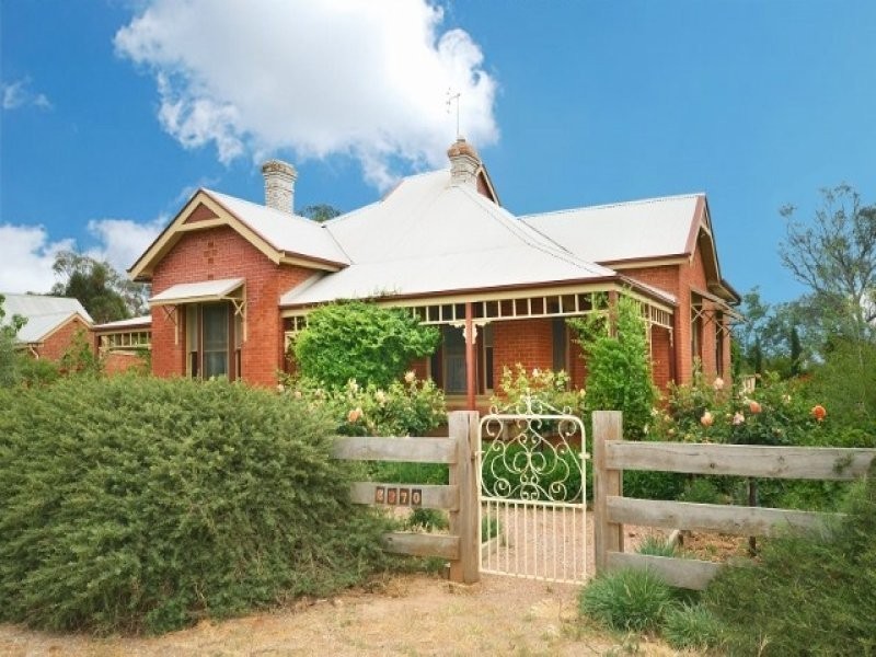 2370 Moira Street, Moama NSW 2731