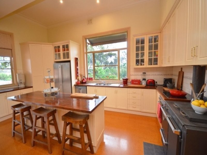 2370 Moira Street, Moama NSW 2731