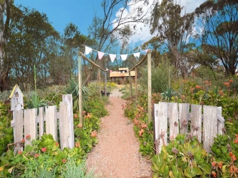 2370 Moira Street, Moama NSW 2731