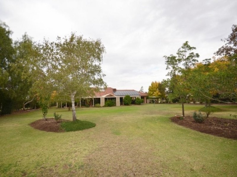 12 Tomara Court, Moama NSW 2731