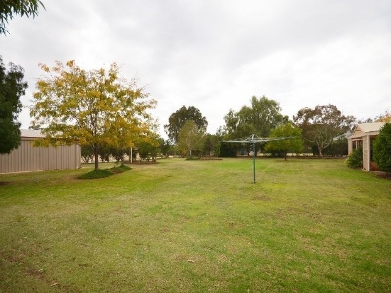 12 Tomara Court, Moama NSW 2731