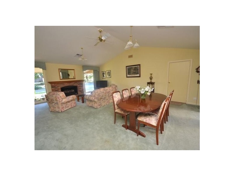 3 Maidensmith Drive, Moama NSW 2731