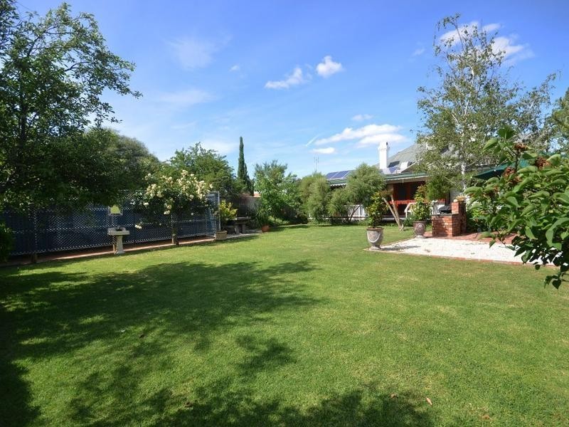 13 Hare Street, Echuca VIC 3564