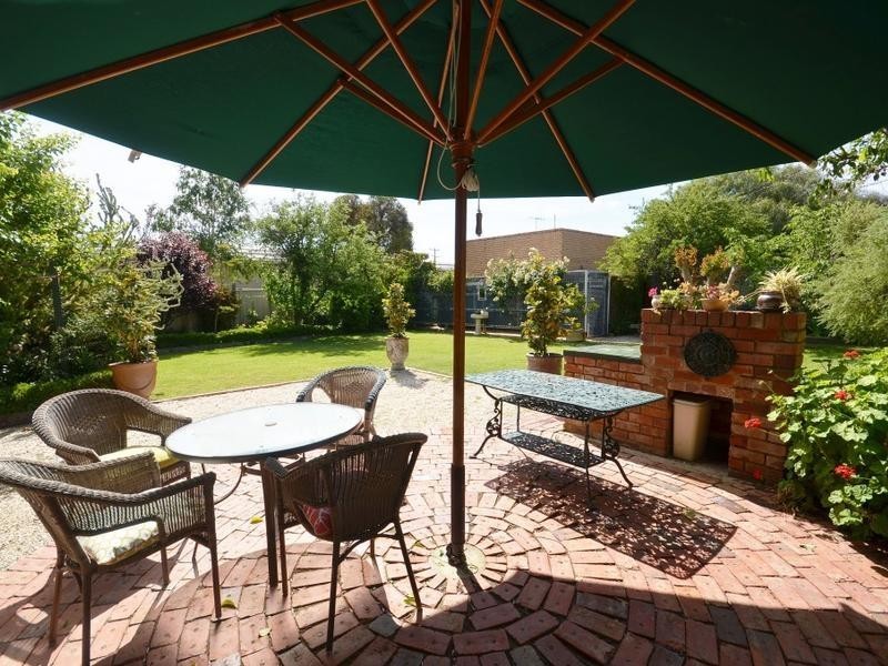 13 Hare Street, Echuca VIC 3564