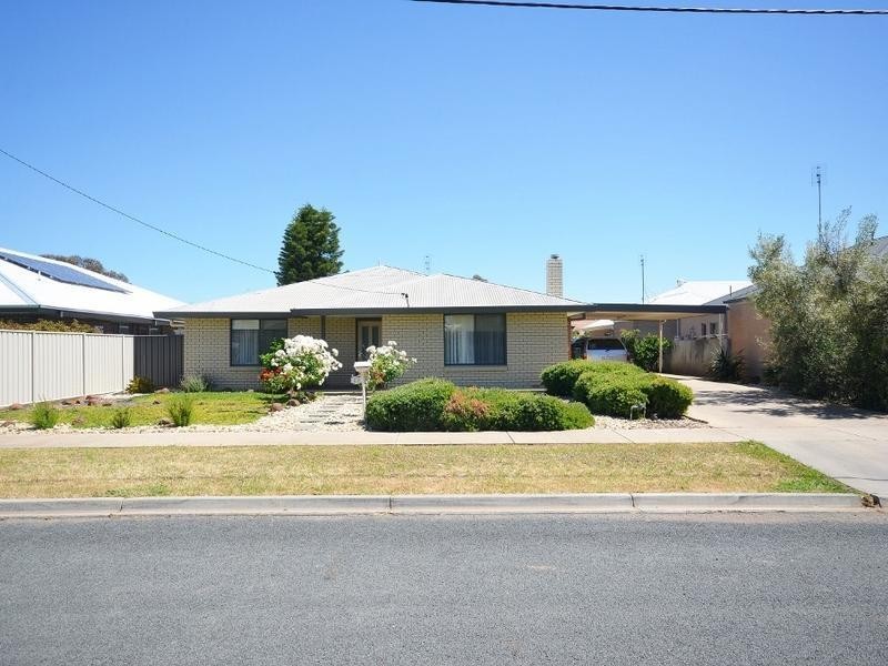 22 Porter Street, Moama NSW 2731
