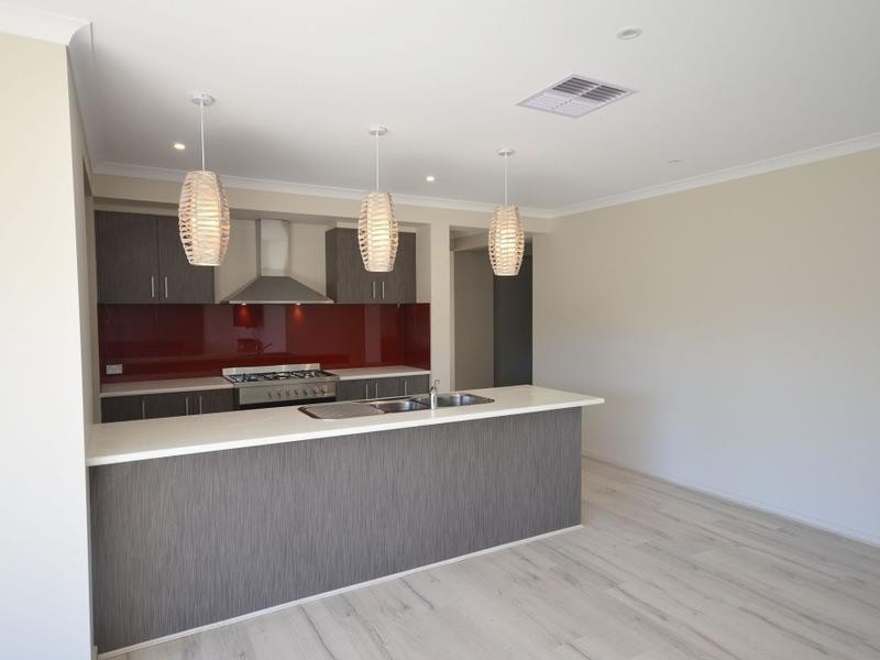 18 Winbi Avenue, Moama NSW 2731