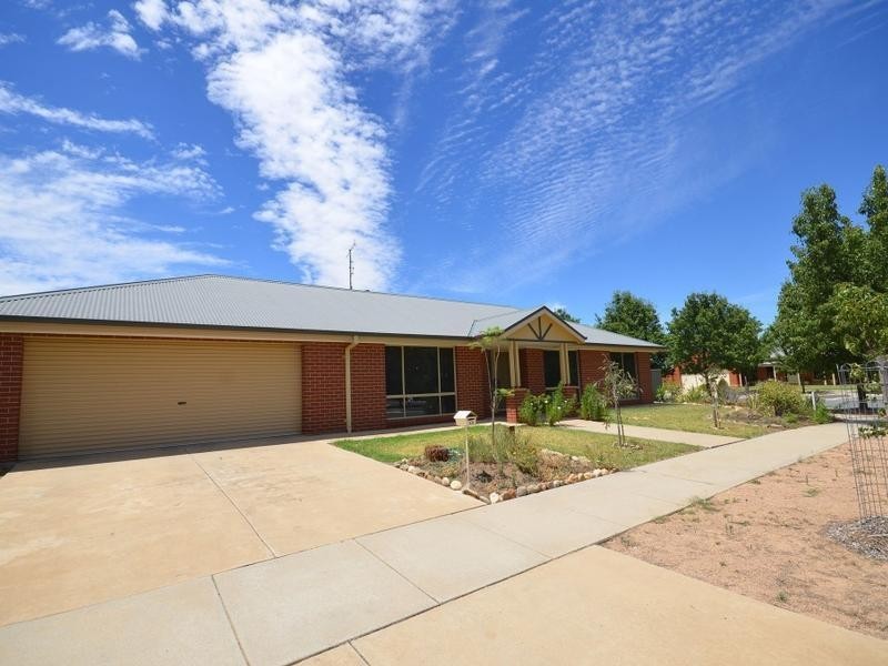 28 Jamieson Drive, Echuca VIC 3564