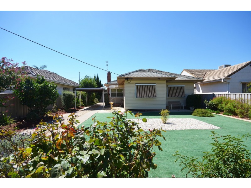16 Hare Street, Echuca VIC 3564