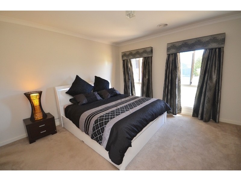 2 Yeovil Court, Echuca VIC 3564